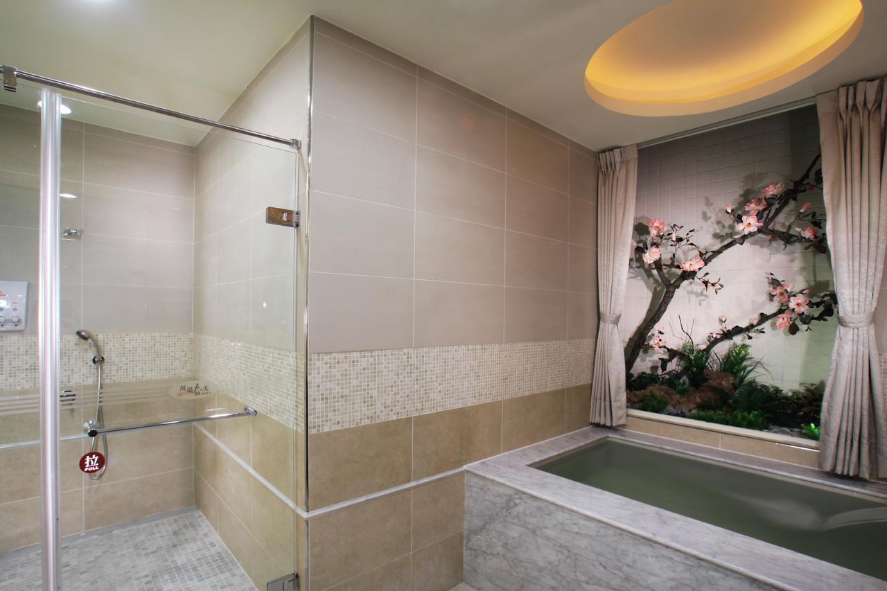 Chuang-Tang Spring Spa Hotel - Deyang Jiaoxi Exteriör bild